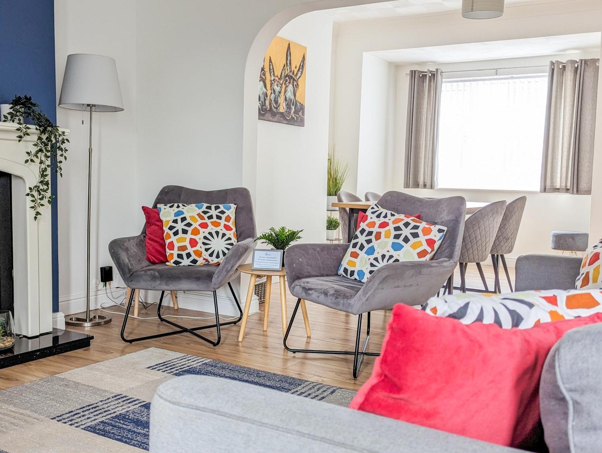 3Br-St Johns Hse-Free Parking-Workers-Kitchen-Wifi-Dog Friendly Apartment ดอนคาสเตอร์ ภายนอก รูปภาพ